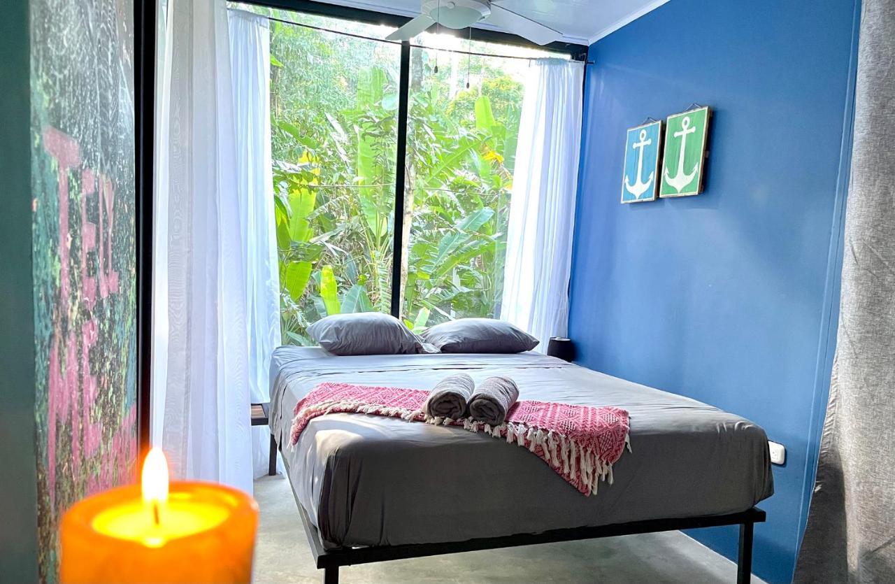 Villa Joeyshe- New Luxury Villa With Pool & Ac Puerto Viejo de Talamanca Eksteriør billede